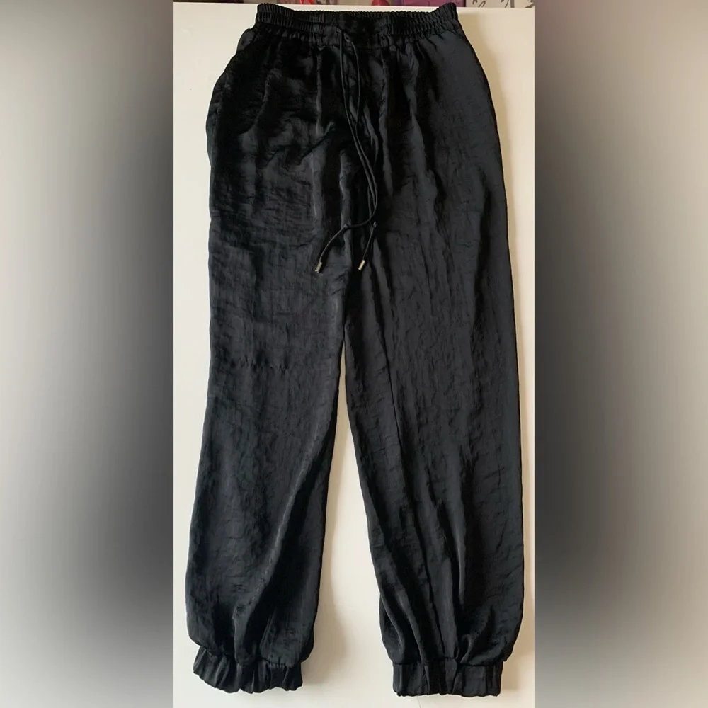 Zara Women Black Satin Cuffed pants Size XS - Picture 2 of 5